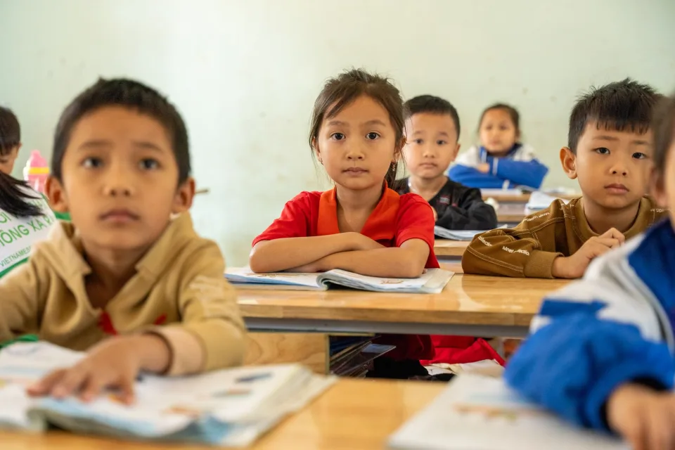 Sinh viên học tiếng Anh tại Đinh Trần Quốc Bảo